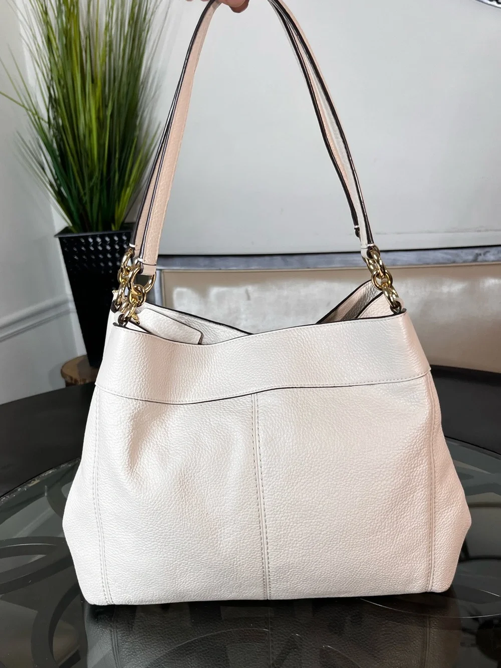 Coach Lexy Shoulder, Hand Bag White Ivory Soft Pebbled Leather